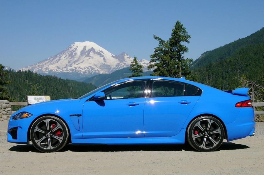  Jaguar XFR-S 2013 года  (фото 28 из 61)